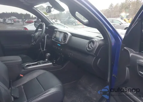 2022 Toyota Tacoma Trd Sport z USA, uszkodzony, nr VIN 3TMCZ5AN1NM528158